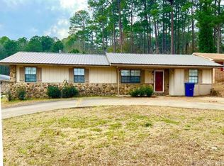 762 Sheila St, Camden, AR 71701