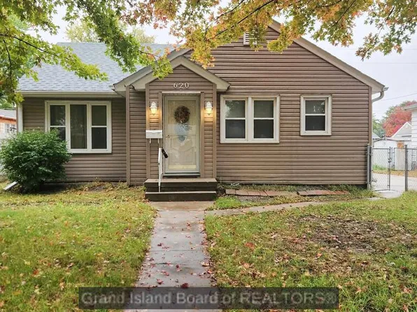 620 E Meves Ave, Grand Island, NE 68801
