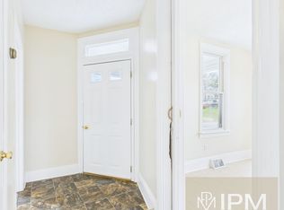 54 E. Maple St, Mount Wolf, PA 17347