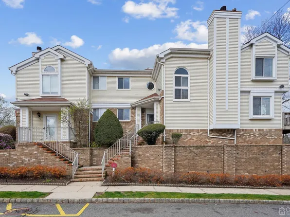 603 Madaline Dr, Avenel, NJ 07001