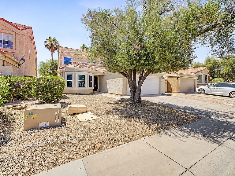 11884 N 112th Way — Photo 3