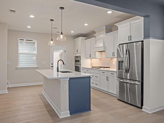 5th image of 1052 Old Knight Rd