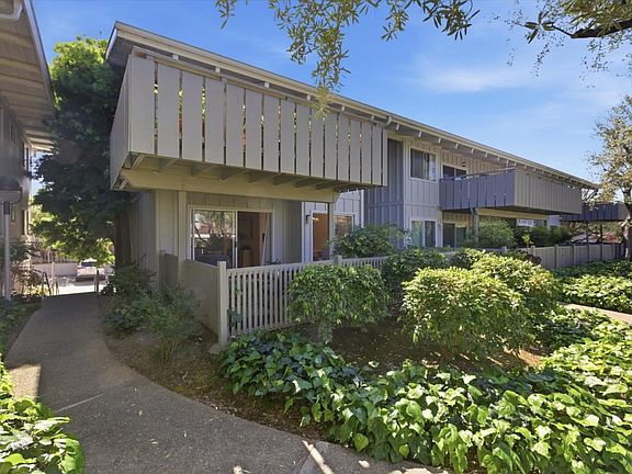 2nd image of 255 S Rengstorff Ave APT 7