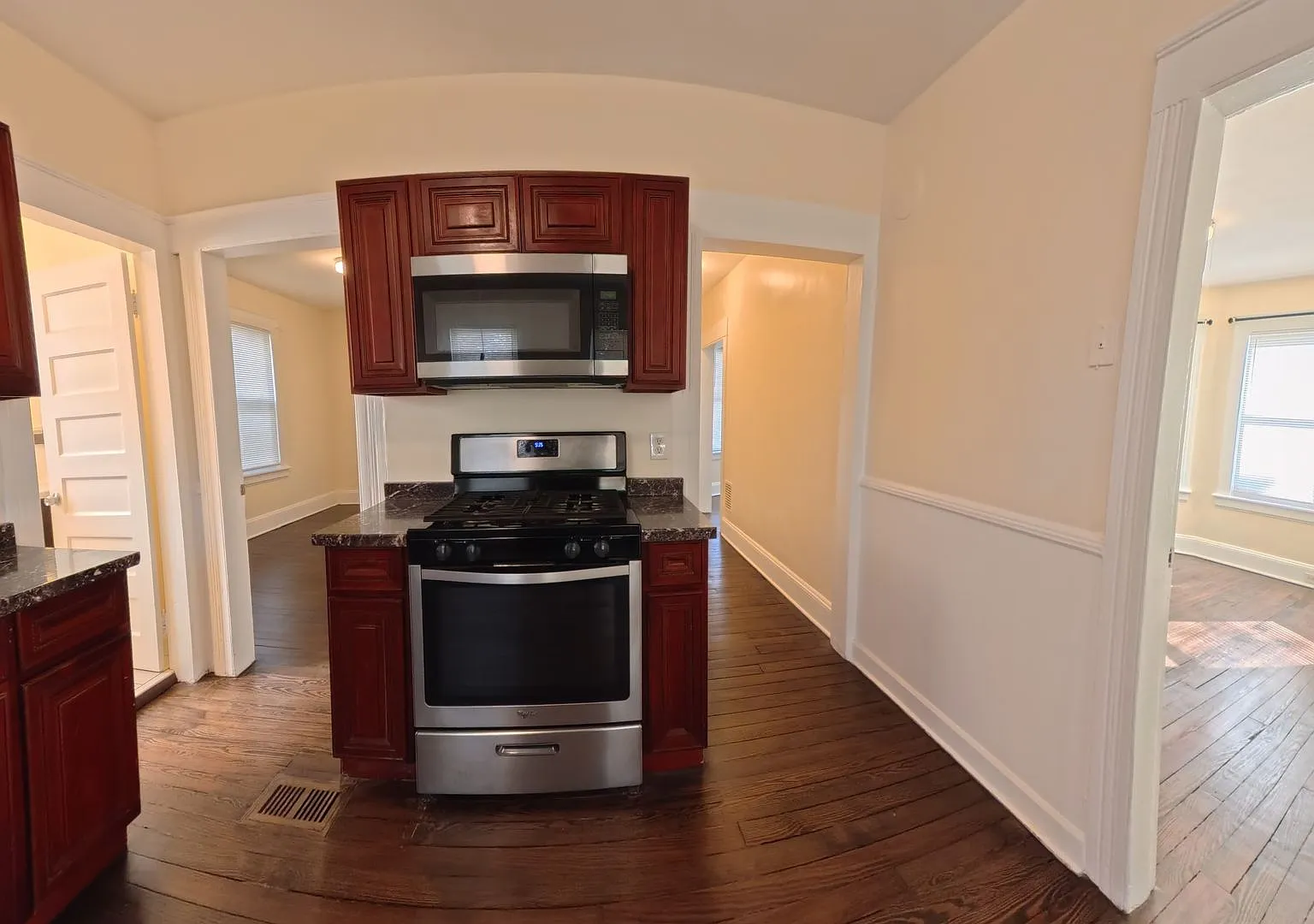 65 Fox St, Unit 1, Bridgeport, CT 06605 — Photo 4