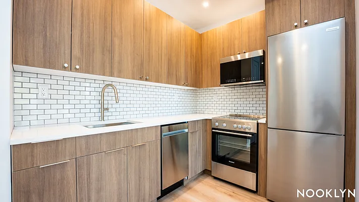 Rented by Nooklyn NYC LLC | media 225