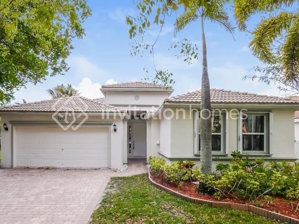 5213 SW 158th Ave, Hollywood, FL 33027
