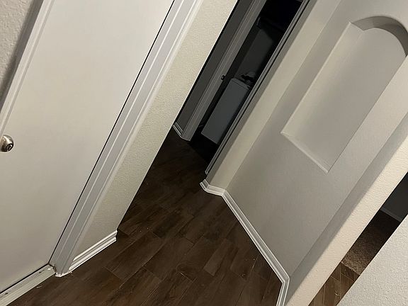 entry way coming in front door