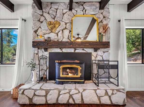 24575 Rocky Point Rd, Idyllwild, CA 92549