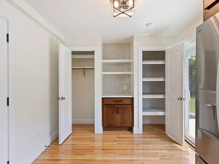 116 Winchester Dr — Photo 11