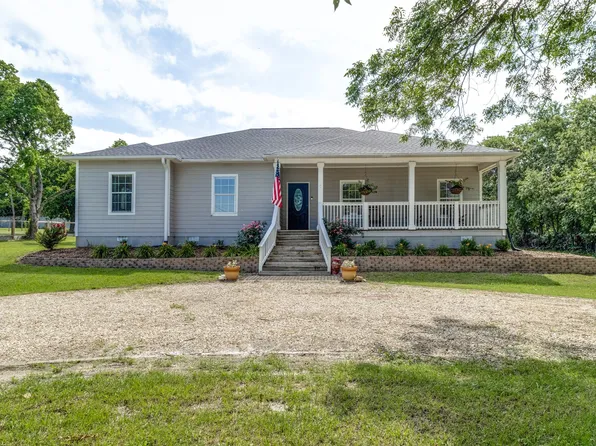 401 S Morrow St, Blue Ridge, TX 75424