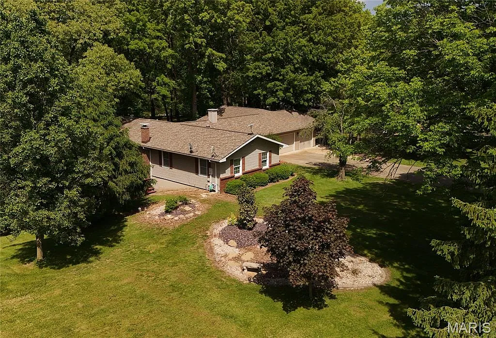 20 Denzel Dr photo 1