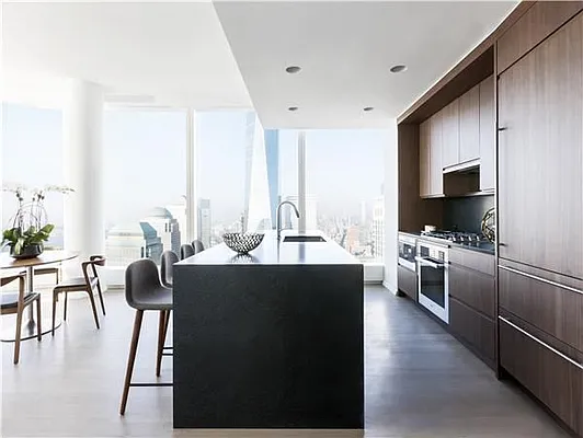 Rented by 50 West Sales Gallery | media 21