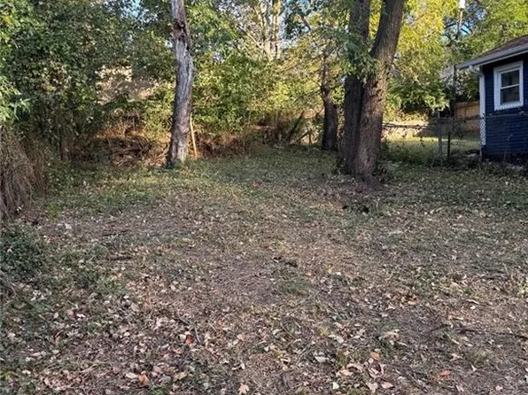 4513 S Benton Ave, Kansas City, MO 64130