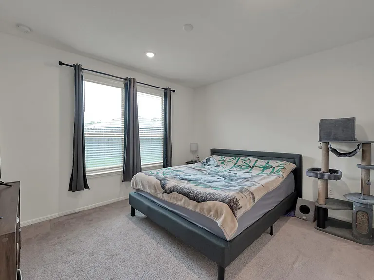 16435 Big Hickory Dr — Photo 19