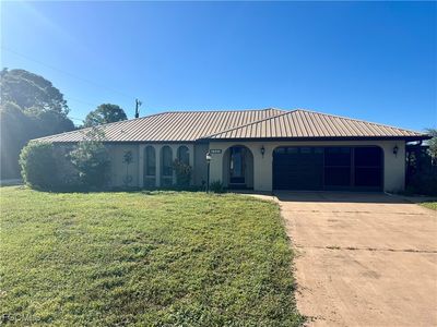 2408 Bay Plz, Lehigh Acres, FL, 33936