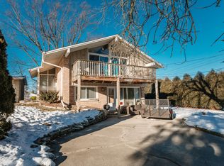 9438 N Port Washington Rd, Bayside, WI 53217