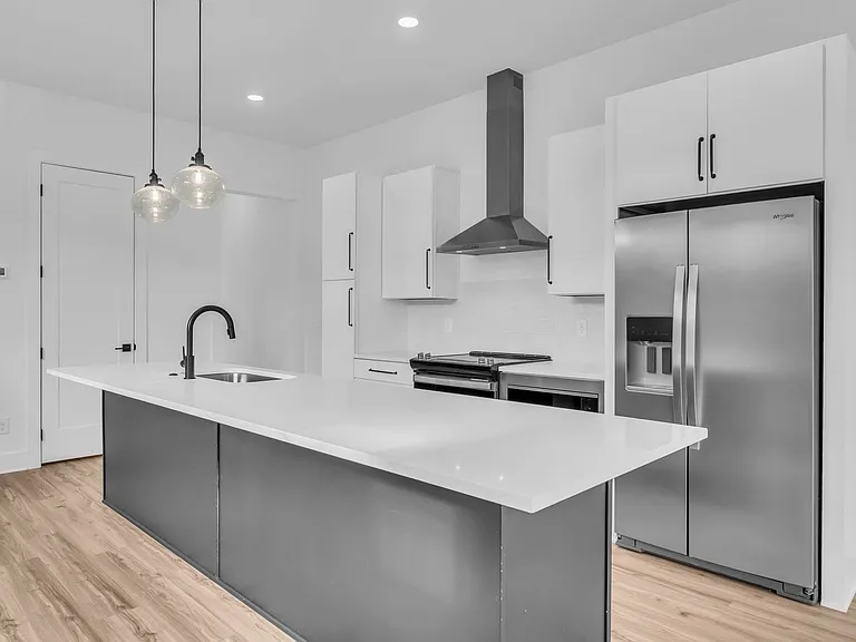 3803 Dr Walter S Davis Blvd — Photo 15