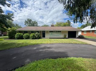 2258 Middlebelt Rd, West Bloomfield, MI 48324