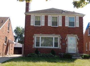 15858 Carlisle St, Detroit, MI 48205