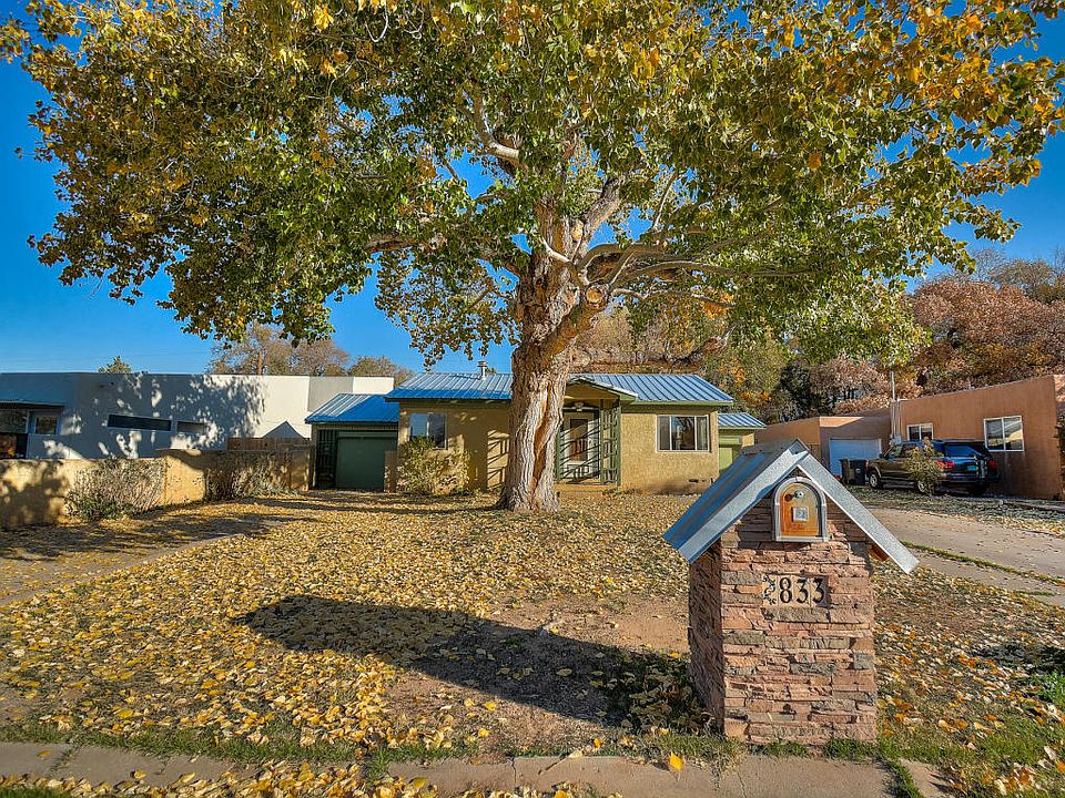 1st image of 833 Floretta Dr NW
