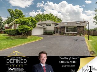 28W763 Richard Dr, Naperville, IL 60564