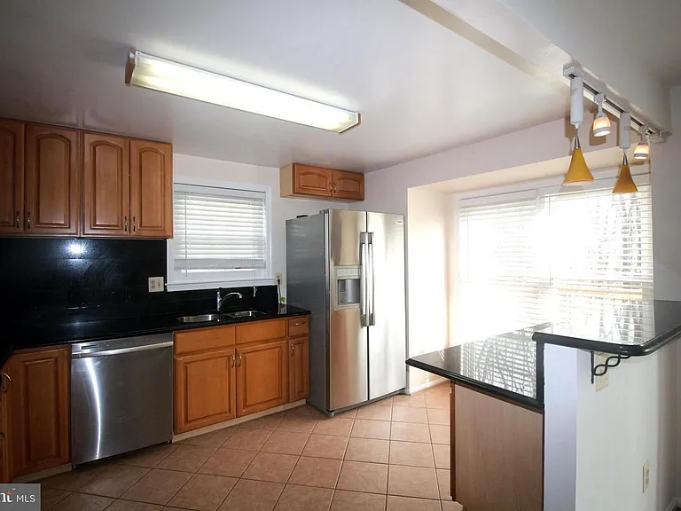 10500 Prairie Landing Ter — Photo 2