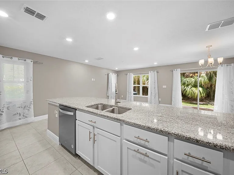 15121 Piping Plover Ct — Photo 10