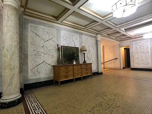 Rented by Bohemia Realty Group | media 6