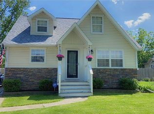 48 Treadwell Rd, Tonawanda, NY 14150