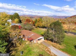 1699 Fort Valley Rd, Sperryville, VA 22740
