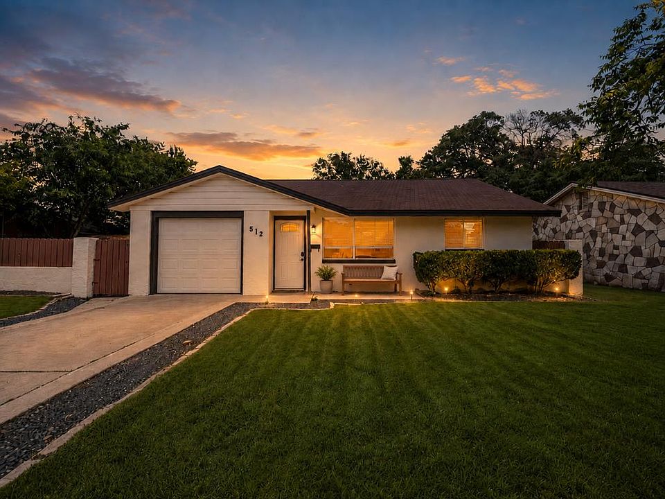 1st image of 512 Lake Dr