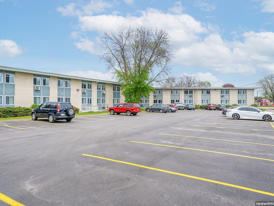 1st image of 1629 Rainbow Dr #9