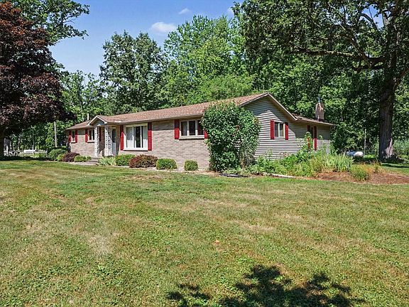 3rd image of 9060 Willett Rd