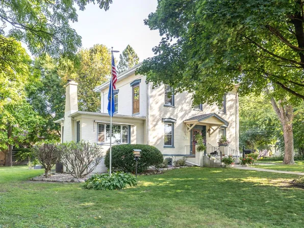 610 Clyman STREET, Watertown, WI 53094