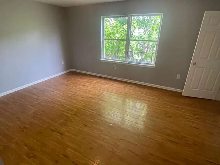 742 S 12th St #1F — Photo 6