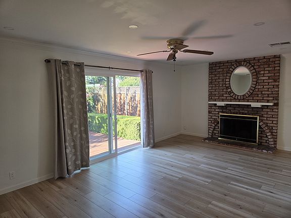 4th image of 1445 Willowmont Ave