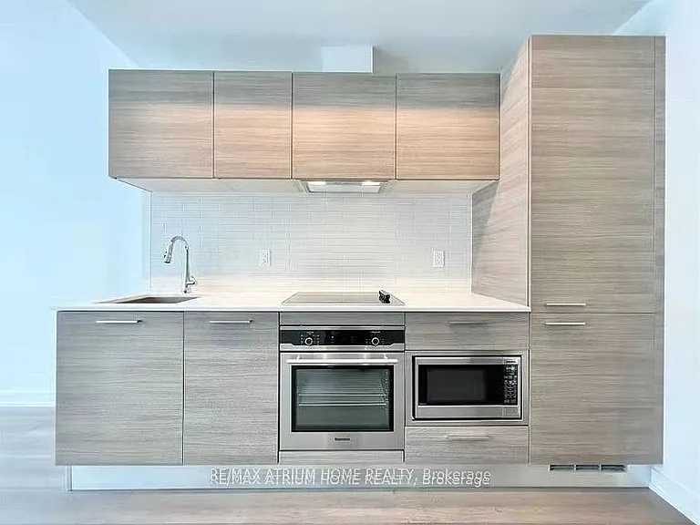 3 Gloucester St #301 — Photo 3