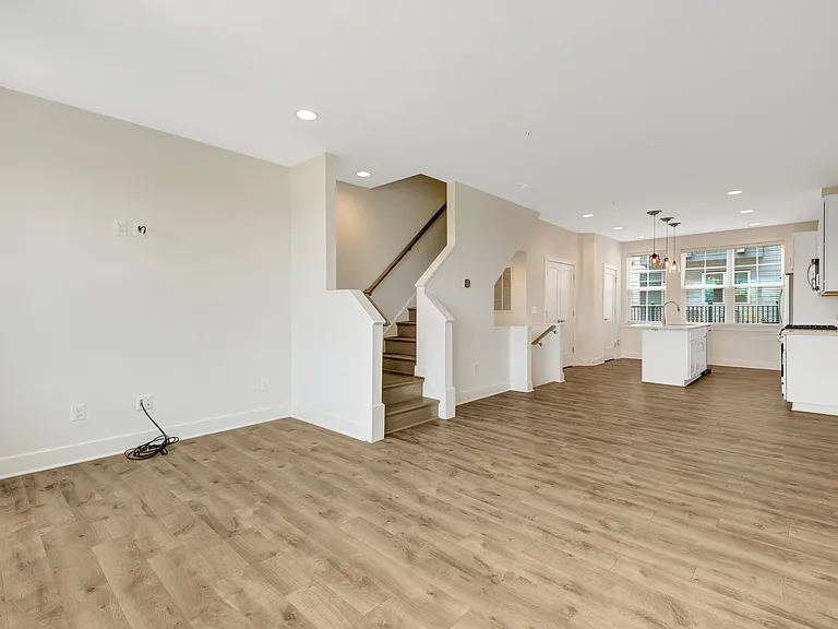 11247 Beaker St — Photo 12