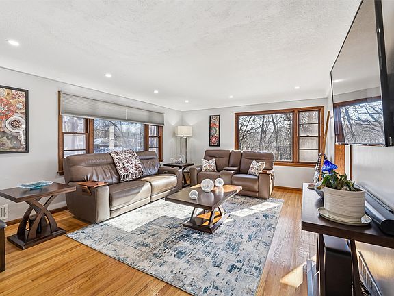 2nd image of 3500 28th St