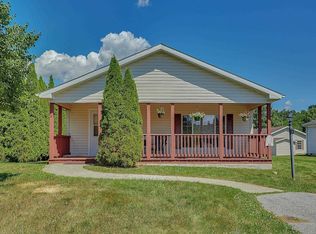 41 Gables Blvd, Poughkeepsie, NY 12603