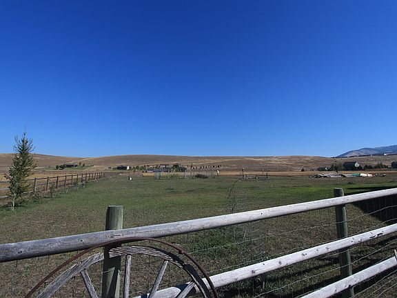 4th image of 5878 Haugan Dr