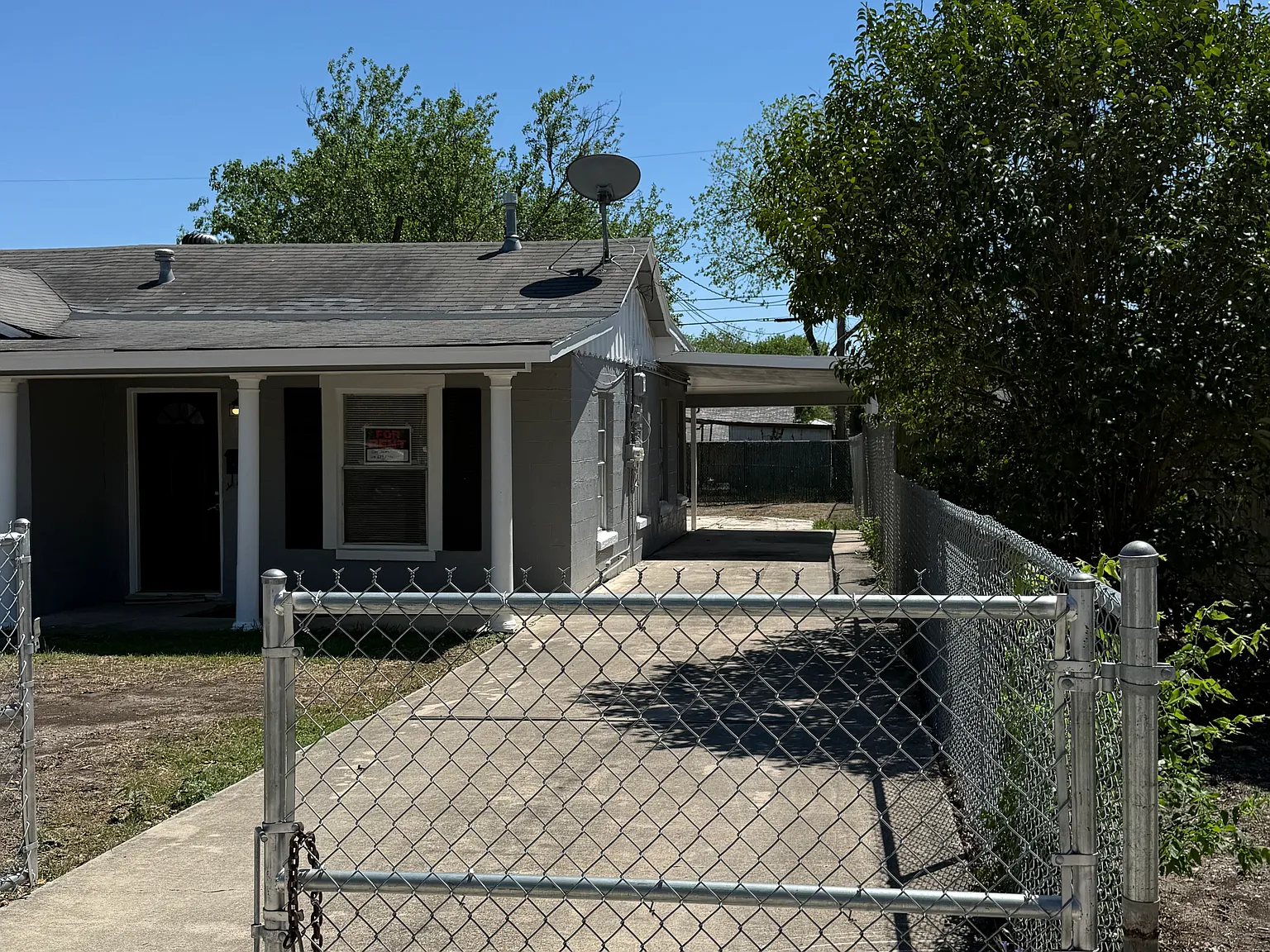 3 bed, 1066 sqft, $1,700 — Photo 3