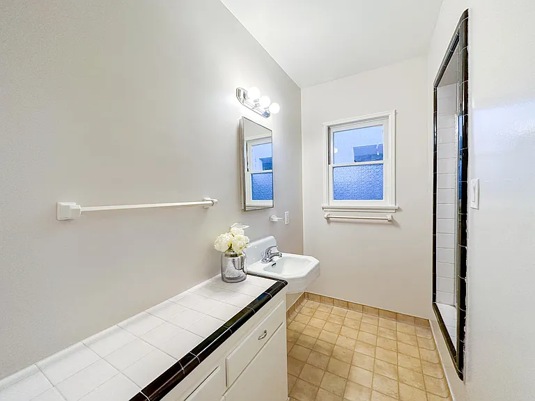 116 E Bay State St #116 — Photo 12