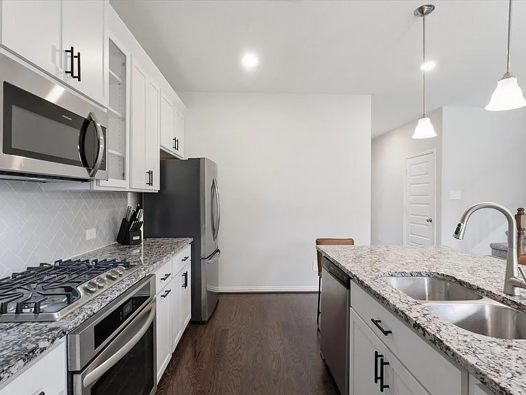 327 Honey Mesquite Path — Photo 9