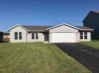 15634 Stonecrest Rd, South Beloit, IL 61080