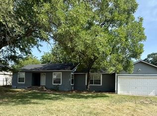 415 E Avenue G, Midlothian, TX 76065