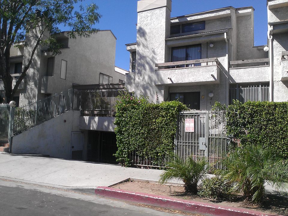 1st image of 8221 Langdon Ave Unit 110