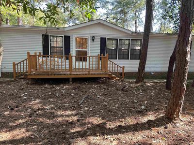 572 Gilmore Ave., Murrells Inlet, SC, 29576