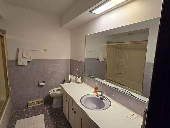 4th image of 2120 King Rd #2120