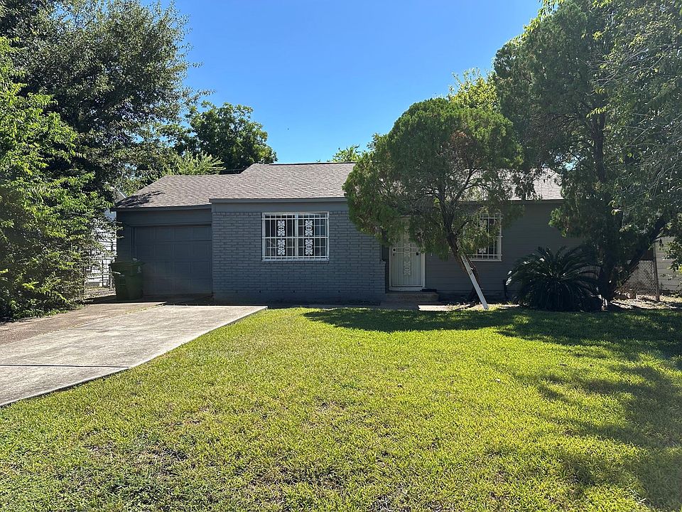 1st image of 10313 Chesterfield Dr